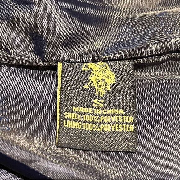 U. S. Polo Assn. Bright Pink Vest, Hooded with faux fur trim Size Small - Picture 10 of 11